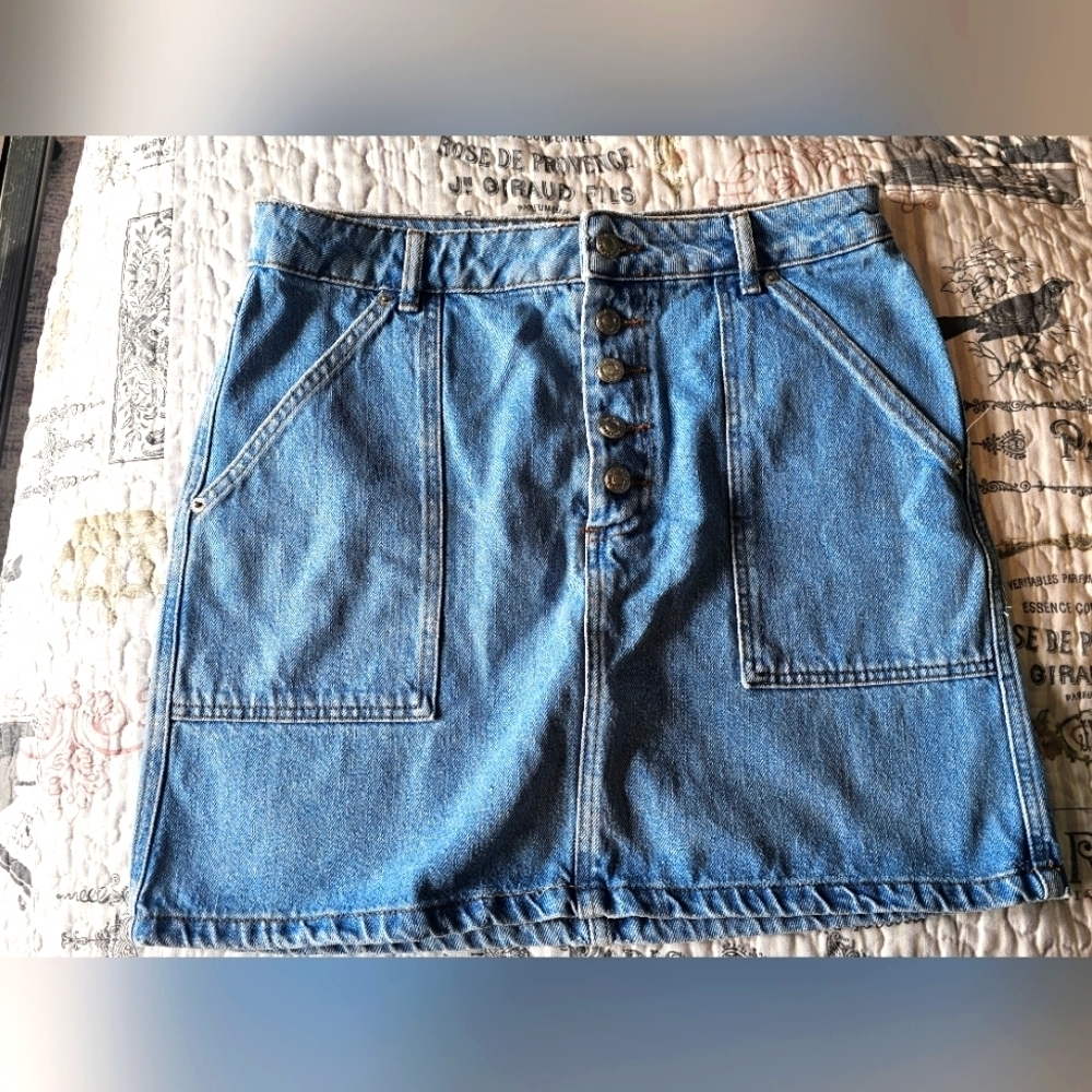 Topshop Button Front Denim Skirt US 8 Light Wash High Waist Pockets 100% Cotton